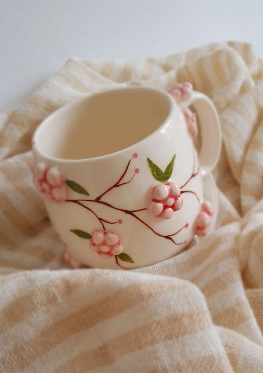 ماگ سرامیکی دستساز طرح شکوفه بهاری
