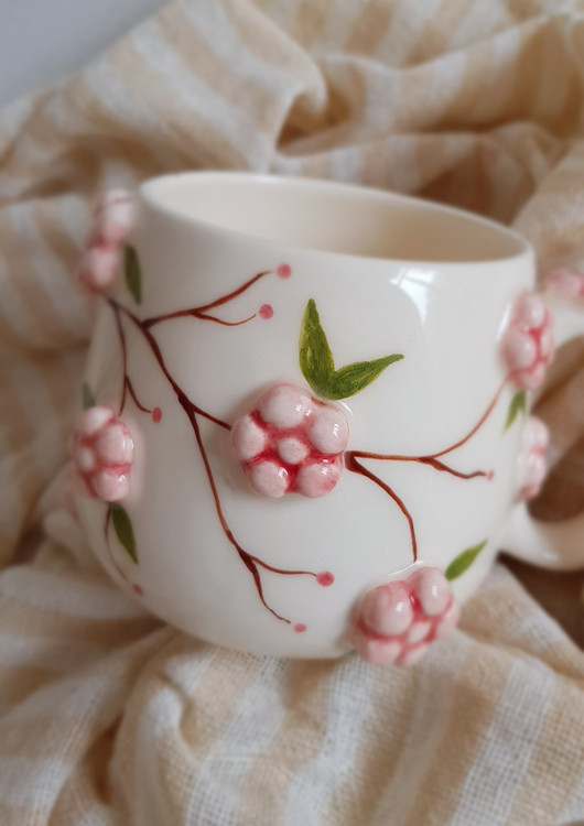 ماگ سرامیکی دستساز طرح شکوفه بهاری